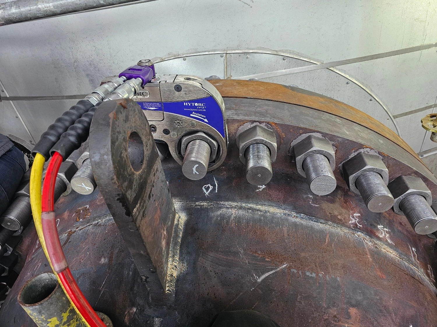 MOSTechServ -  Industrieller, Wartung & Instandhaltung Service -  Bolttensioning